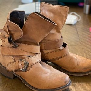 Steve Madden boots